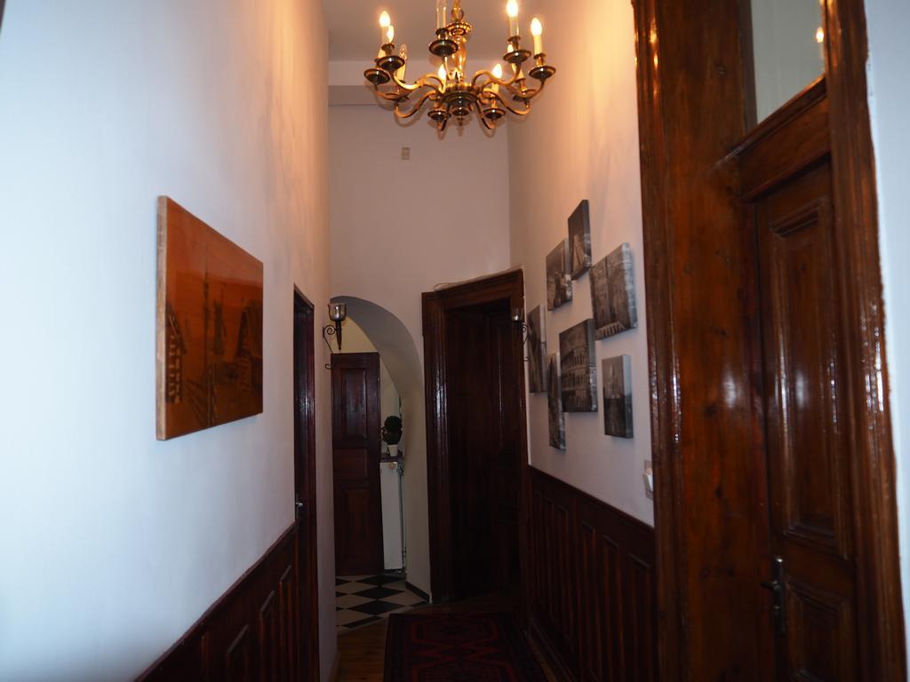 Pokoje Goscinne P.O.W. 17 Łódź Exteriör bild